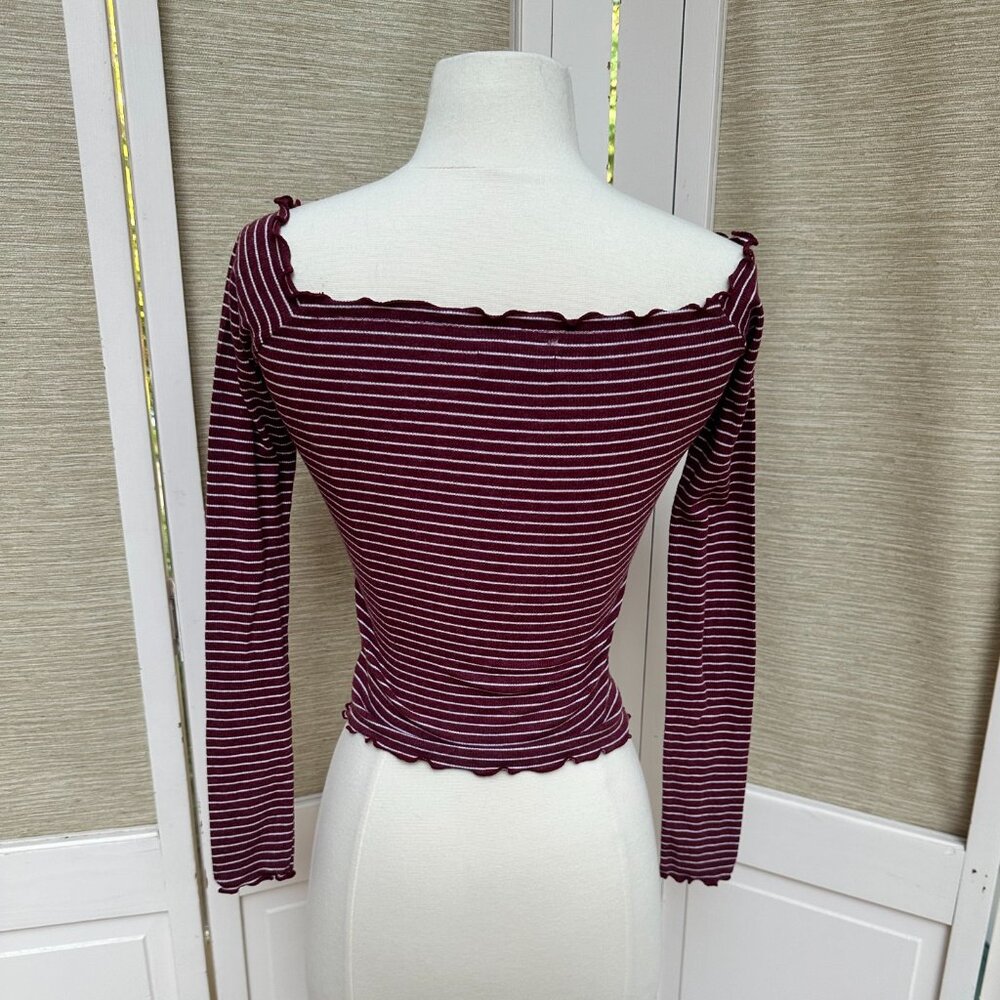 Hollister Ribbed Lettuce Hem Crop Top Burgundy Stripe Off Shoulder Y2K Small - Picture 6 of 8